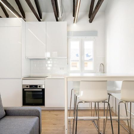 Apartamentos En La Avda De La Albufera Alquiler Temporal Madrid Exteriér fotografie