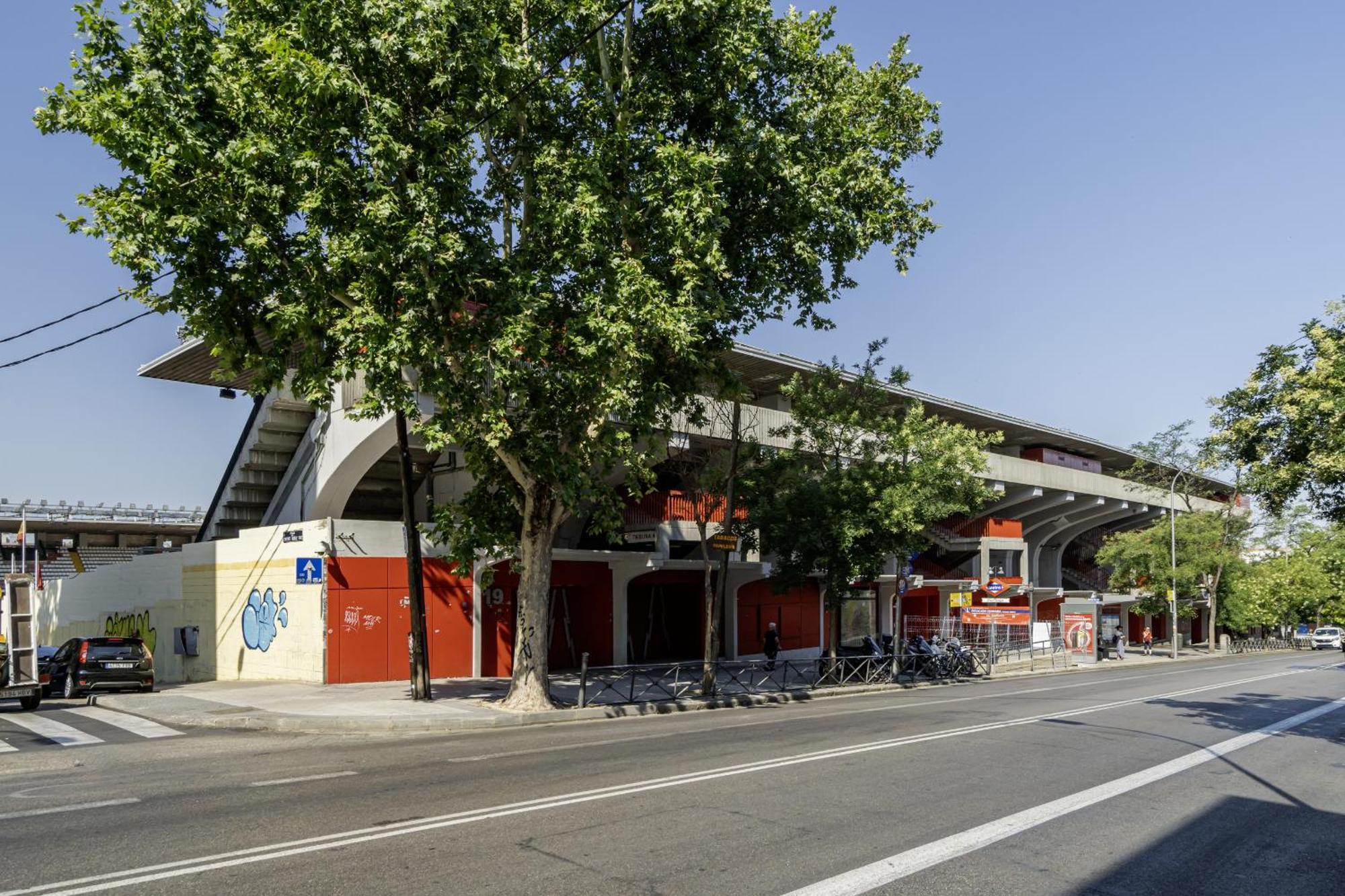 Apartamentos En La Avda De La Albufera Alquiler Temporal Madrid Exteriér fotografie
